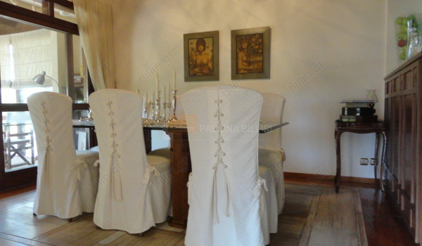 Τραπεζαρία - Dining room